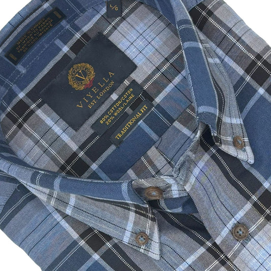 Viyella Denim Blue Plaid Long Sleeve Button Down Shirt – Classic & Stylish