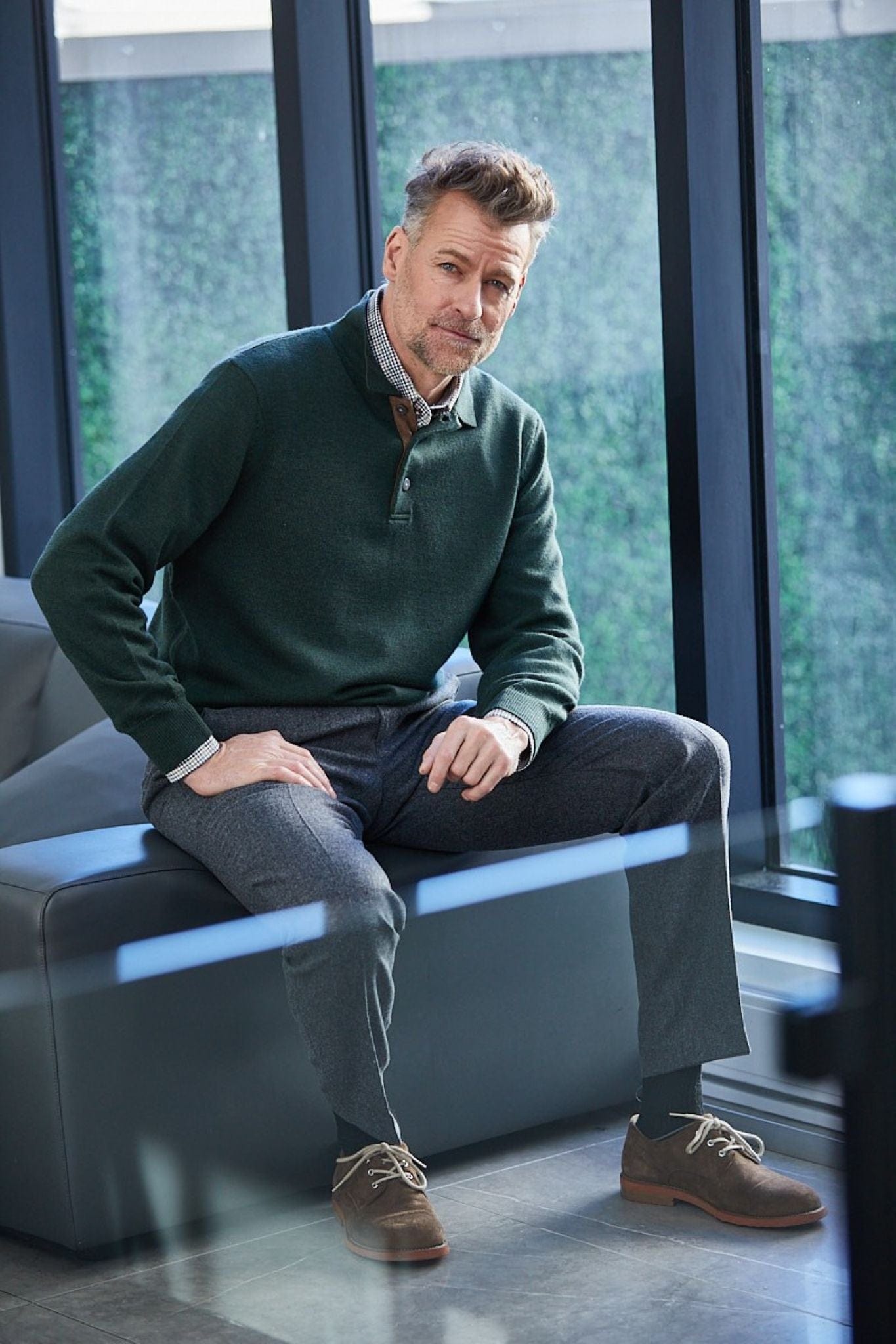 Viyella Luxury Mens Sweaters - Polo Collared Knit for Timeless Comfort